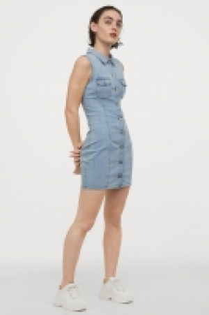 Tailliertes Jeanskleid CHF 21.95