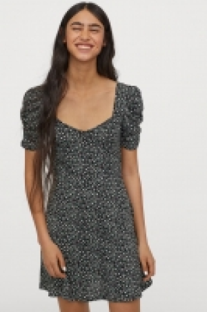 Kleid mit Puffärmeln CHF 11.95