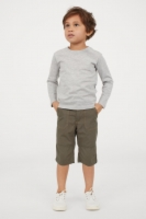 Knielange Baumwoll-Shorts CHF 7.95