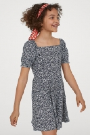 Kleid mit Puffärmeln CHF 6.95