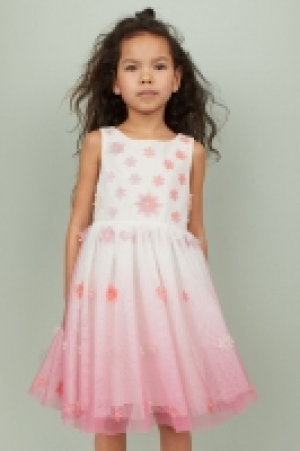 Tüllkleid mit Applikationen CHF 23.95
