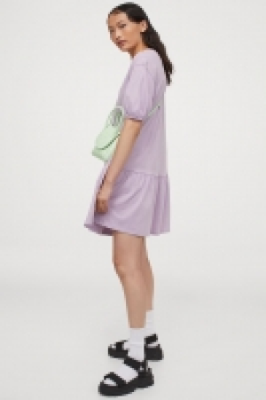 Jerseykleid mit Puffärmeln CHF 10.95
