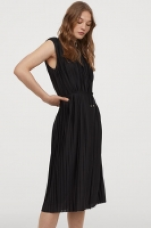 Plissiertes Kleid CHF 16.95