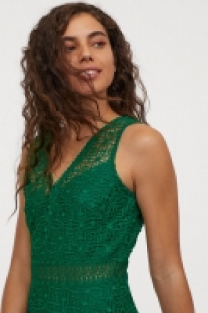 Spitzenkleid mit V-Ausschnitt CHF 63.95