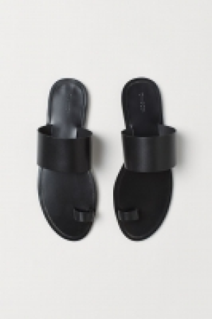 Pantoletten aus Leder CHF 27.95