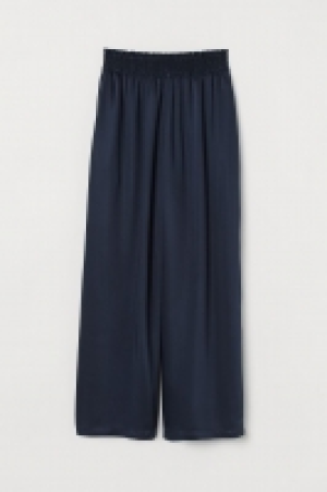 Weite Schlupfhose CHF 34.95