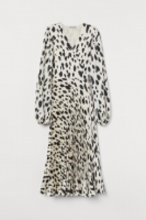 Plissiertes Wickelkleid CHF 55.96