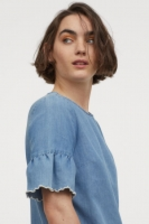 Kurzes Denimkleid CHF 35.95