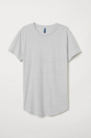 T-Shirt Long Fit CHF 7.95