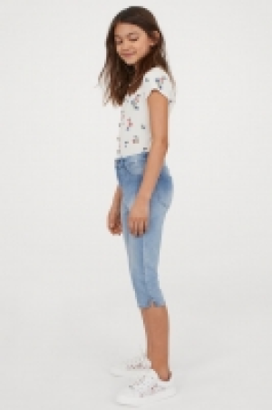 Skinny Fit Capri Jeans CHF 13.95
