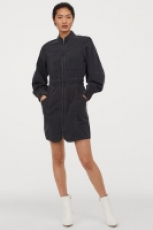 Kurzes Denimkleid CHF 33.95