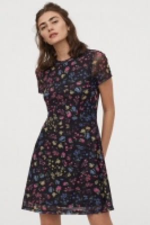 Gemustertes Meshkleid CHF 7.95