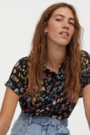 Bluse mit Dolmanärmeln CHF 13.95