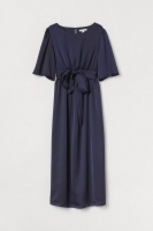 MAMA Kleid mit Puffärmeln CHF 19.95