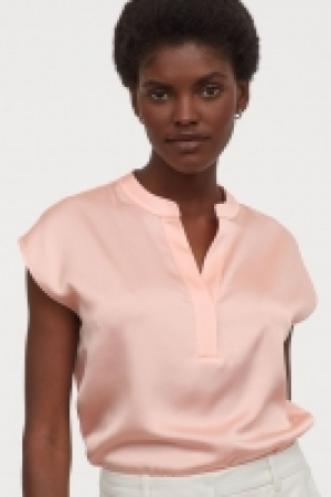 Bluse mit V-Ausschnitt CHF 14.97
