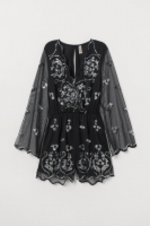 Kurzer Jumpsuit mit Pailletten CHF 35.96