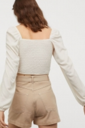 Twillshorts mit Bindegürtel CHF 11.95