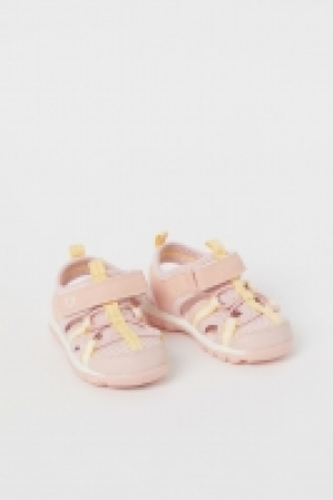 Feste Sandalen CHF 7.95