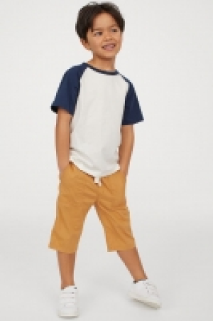 Knielange Baumwoll-Shorts CHF 6.26