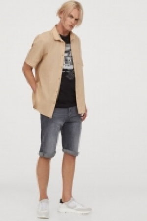 Relaxed Jeansshorts CHF 14.95