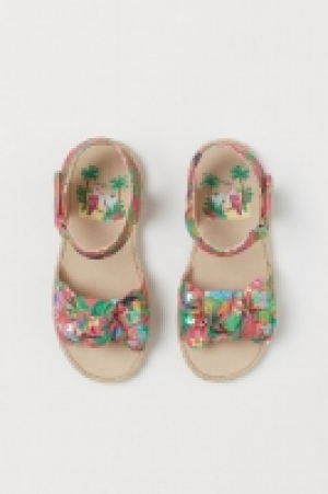Gemusterte Sandalen CHF 16.95