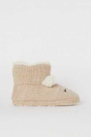 Warm gefütterte Hausschuhe CHF 12.95