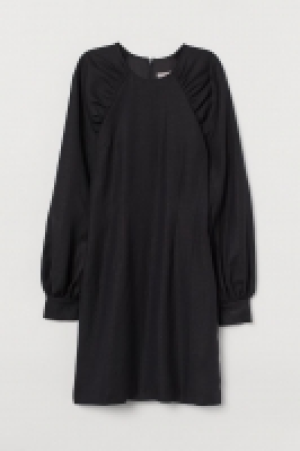 Kleid aus Leinenmix CHF 15.95