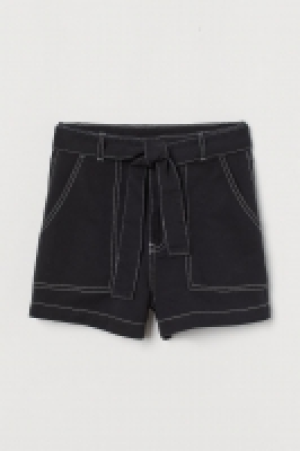 HM  Twillshorts mit Bindegürtel