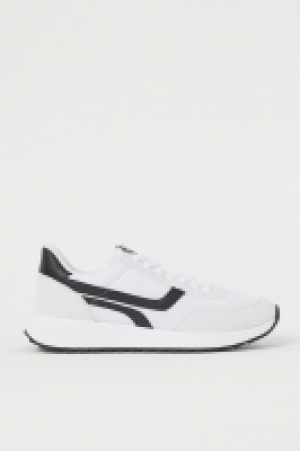 Sneaker aus Mesh CHF 20.95