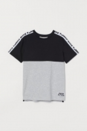 HM  T-Shirt in Blockfarben