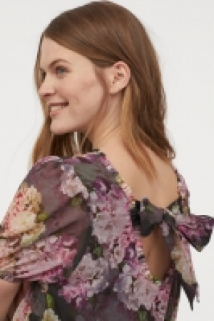 MAMA Bluse mit Puffärmeln CHF 14.95