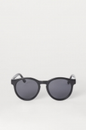Runde Sonnenbrille CHF 2.95