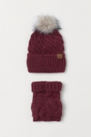Mütze und Fäustlinge CHF 13.95