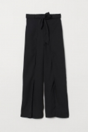 HM  Hose mit hohem Schlitz