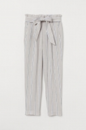 Paperbag-Hose aus Leinenmix CHF 23.95