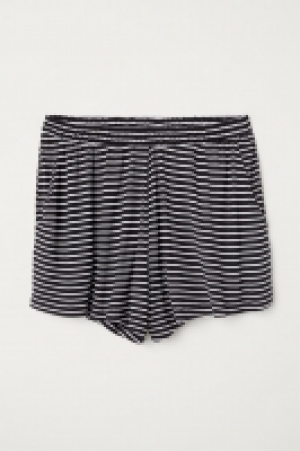 Weite Shorts CHF 8.95
