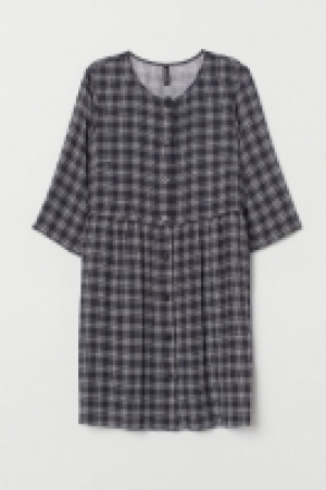 Kleid mit Knopfleiste CHF 15.95