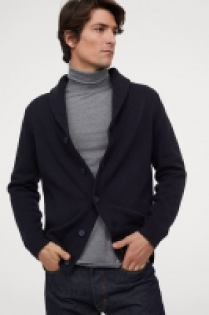 Cardigan mit Schalkragen CHF 33.95