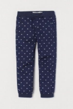 Gefütterte Joggers CHF 7.95