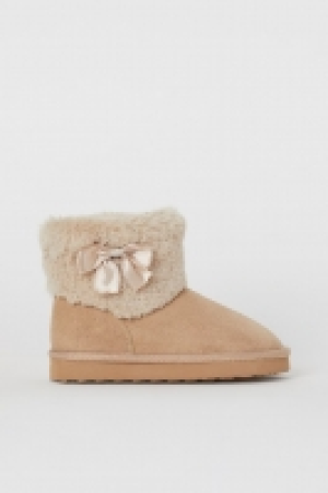 HM  Boots mit Faux-fur-Futter