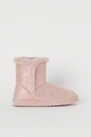 Boots mit warmem Futter CHF 15.95