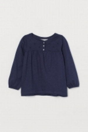 Shirt mit Stickerei CHF 10.95