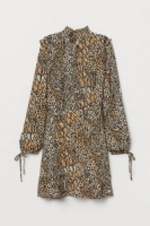 Kleid mit Volants CHF 19.95