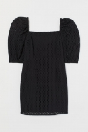 Kleid mit Broderie Anglaise CHF 26.95