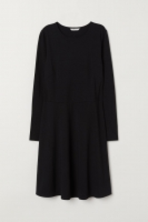 Langarmkleid aus Jersey CHF 10.95