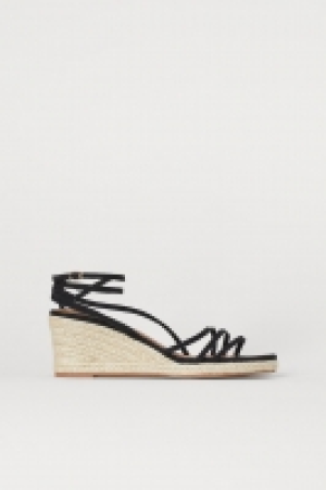 Sandaletten mit Keilabsatz CHF 18.95