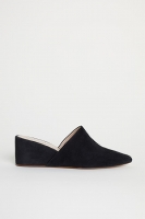 HM  Mules aus Veloursleder