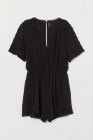 Jumpsuit mit V-Ausschnitt CHF 9.95