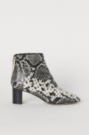 Stiefeletten aus Leder CHF 72.95