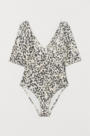 Body mit V-Ausschnitt CHF 31.95